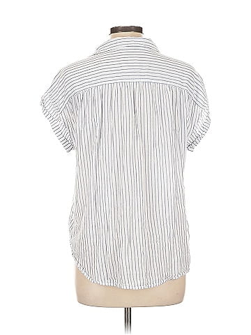 American Eagle Outfitters Short Sleeve Blouse (view 2)