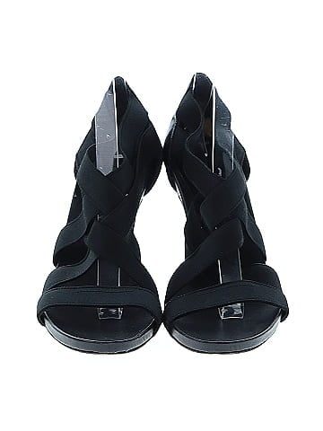 Donald J Pliner Heels (view 2)
