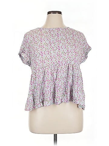 True Craft Short Sleeve Blouse (view 1)