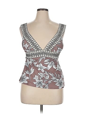 Venus Sleeveless Top (view 1)