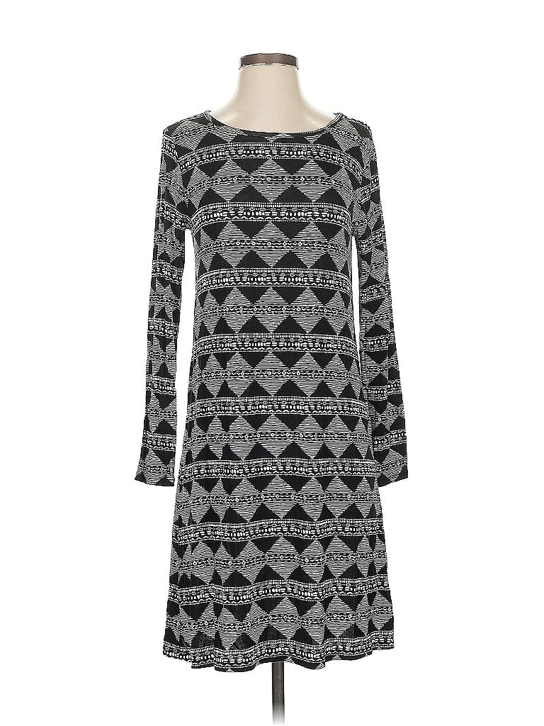 Click to view more detailed imagery on our partner's website Pre-owned Loveappella Casual Dress In Gray