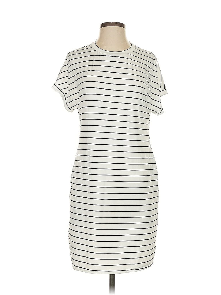 Pre-owned Shein Casual Dress In White