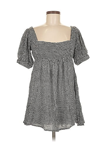 Kendall & Kylie Casual Dress (view 1)