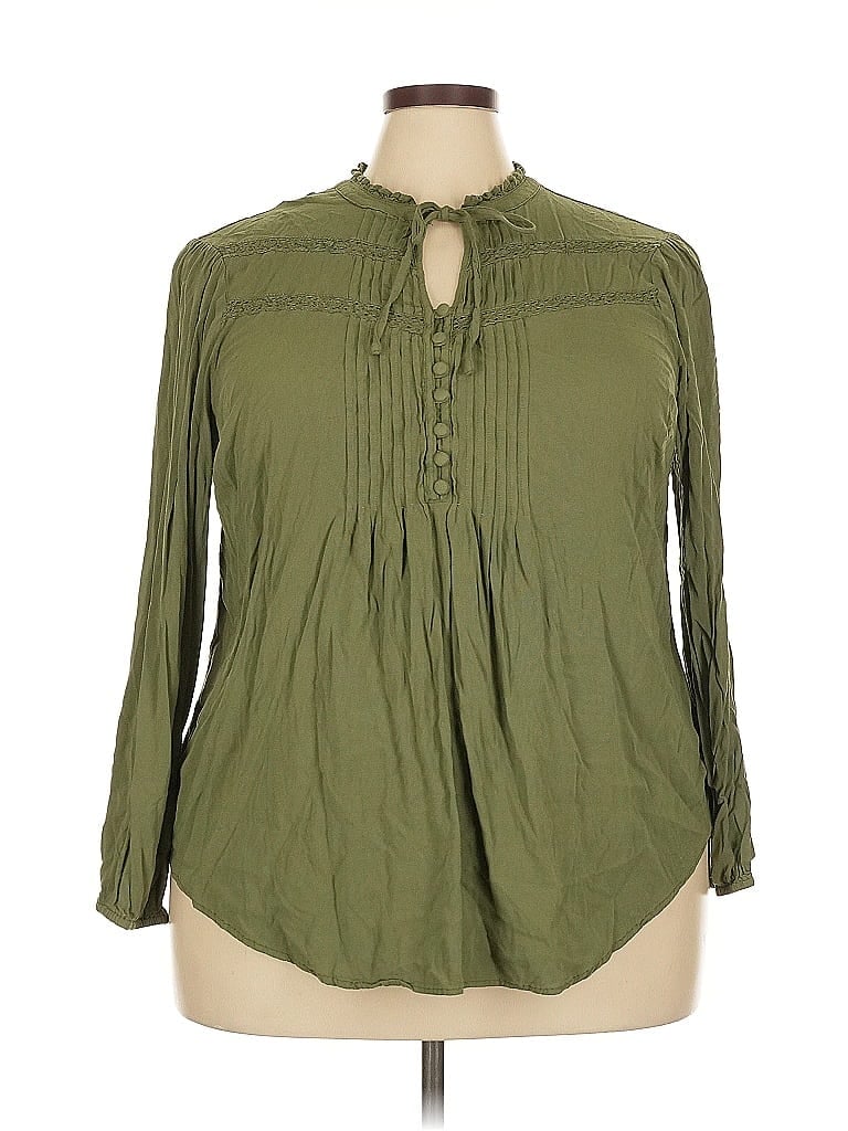 TORRID Pre-owned Long Sleeve Blouse In Green