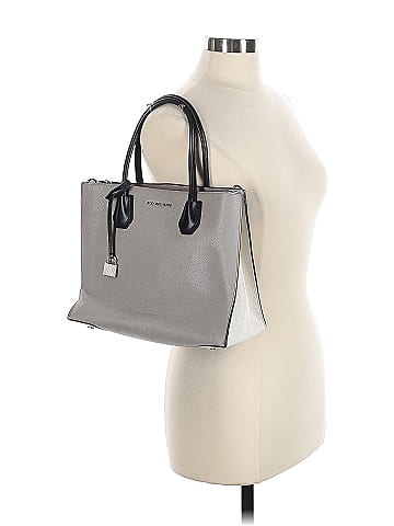 MICHAEL Michael Kors Leather Shoulder Bag (view 2)