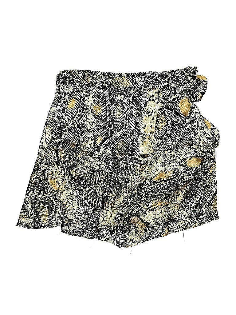 Pre-owned Zara Shorts In Gold