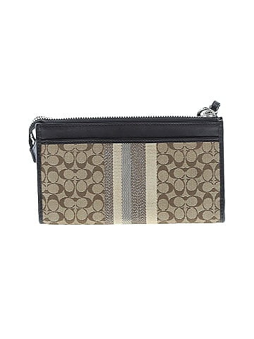 Coach Wristlet (view 2)
