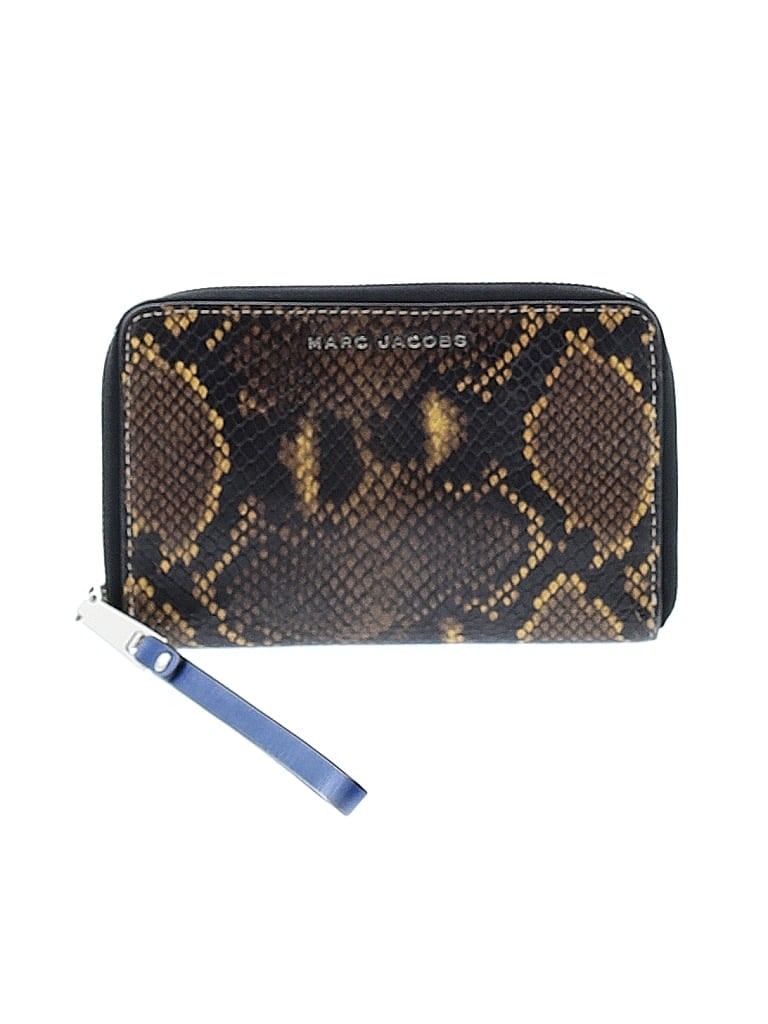 Pre-owned Marc Jacobs Leather Wristlet In Brown