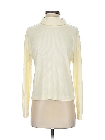Uniqlo Long Sleeve Turtleneck (view 1)