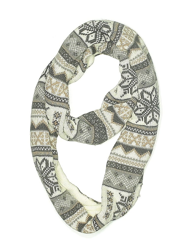 Pre-owned Muk Luks Scarf In White