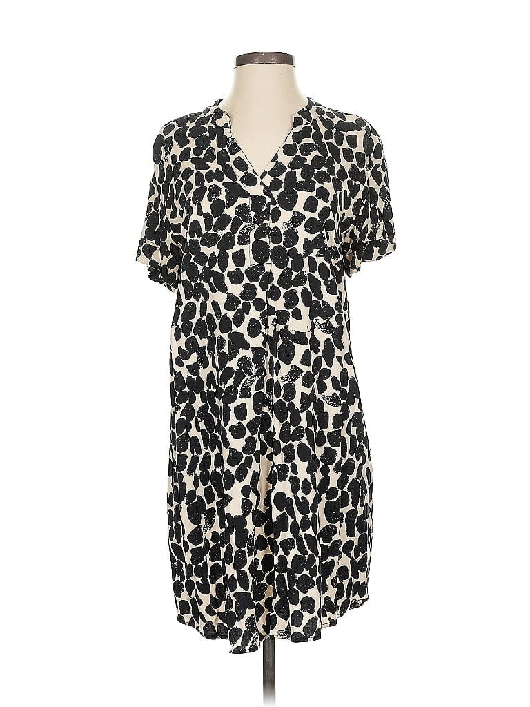 Pre-owned H&m Casual Dress In Black