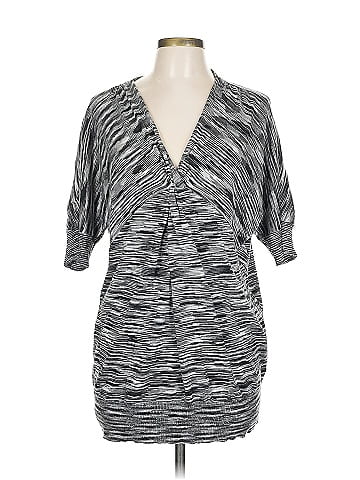 Leo & Nicole Cardigan (view 1)