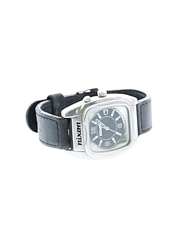 Nixon Watch (view 1)