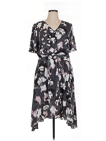 Simply Vera Vera Wang Casual Dress (view 1)