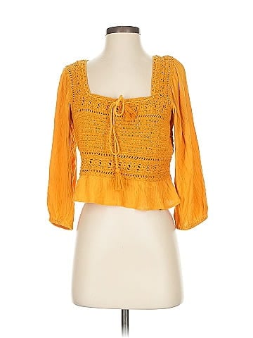 American Eagle Outfitters 3/4 Sleeve Blouse (view 1)