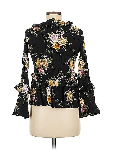 American Eagle Outfitters 3/4 Sleeve Blouse (view 2)
