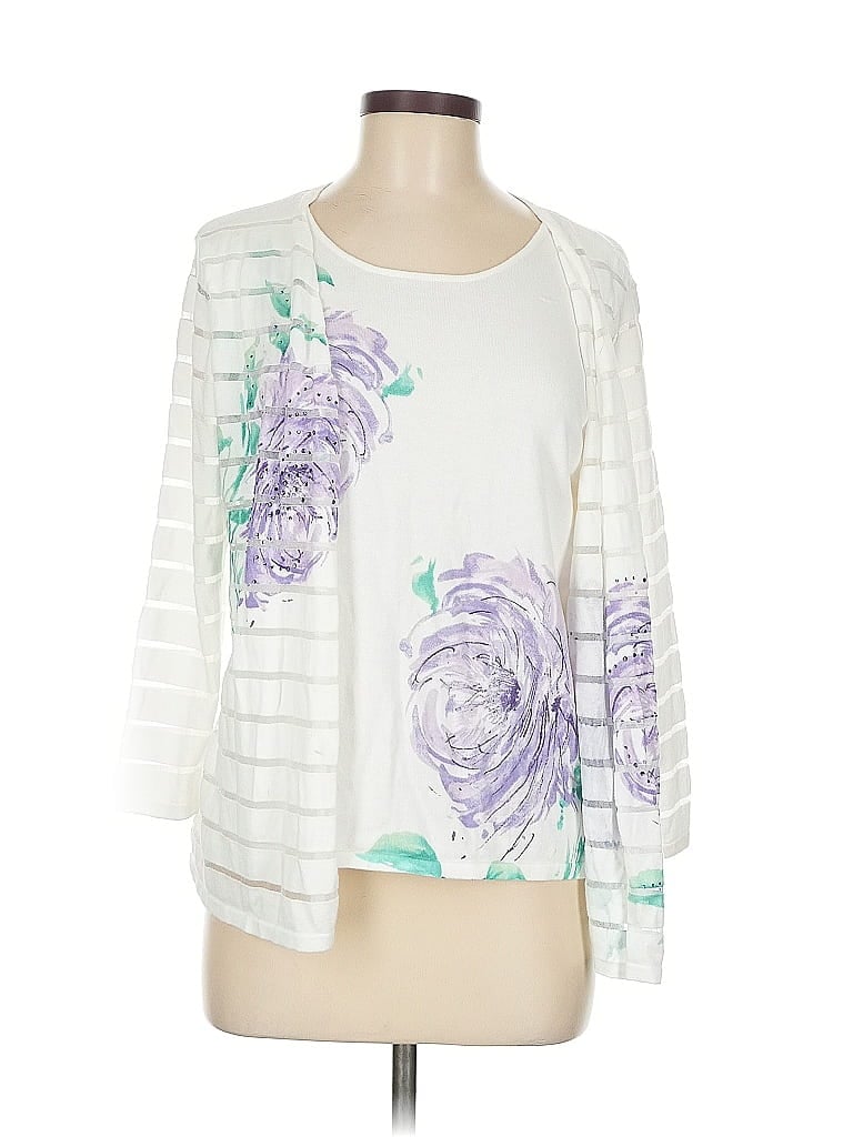 Click to view more detailed imagery on our partner's website Pre-owned Alfred Dunner Cardigan Sweater In White