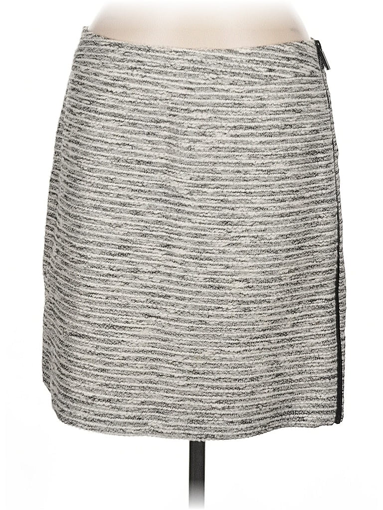 Pre-owned Vince Camuto Casual Skirt In Gray