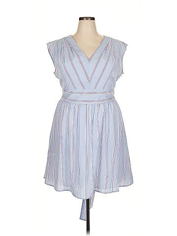 Vineyard Vines Casual Dress (view 1)