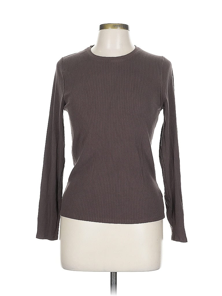 Click to view more detailed imagery on our partner's website Pre-owned Splendid Long Sleeve Top Gray Turtleneck Tops