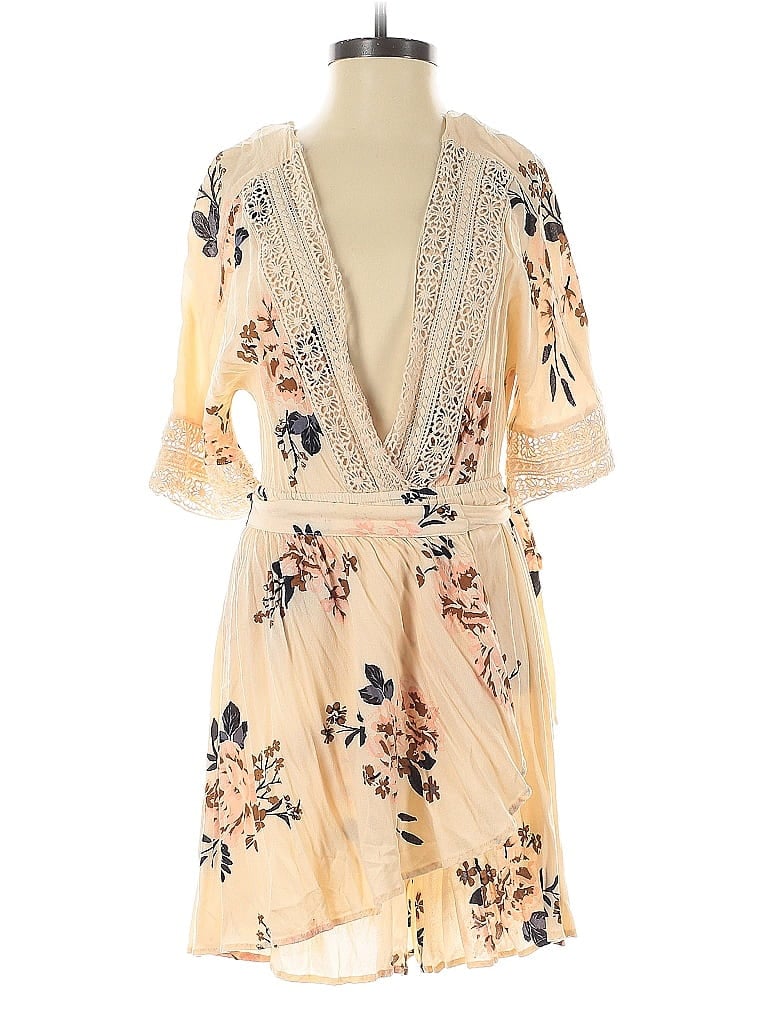 Click to view more detailed imagery on our partner's website Pre-owned Bp. Romper In White