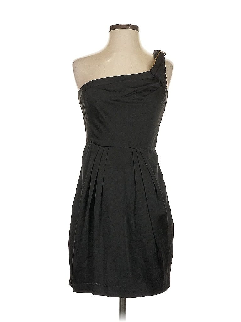 Click to view more detailed imagery on our partner's website Pre-owned Bcbgmaxazria Cocktail Dress In Black
