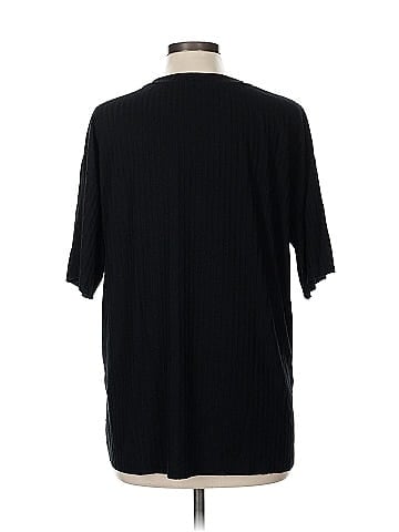 H&M Short Sleeve T-Shirt (view 2)
