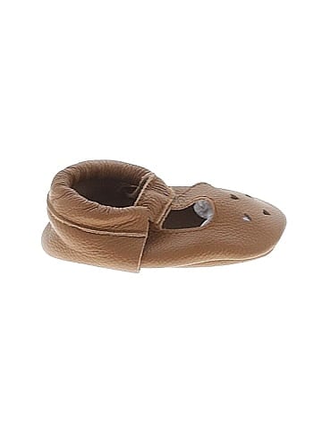 BirdRock Baby Booties (view 1)
