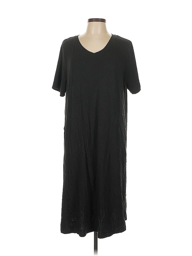 Click to view more detailed imagery on our partner's website Pre-owned Cuddl Duds Casual Dress In Black