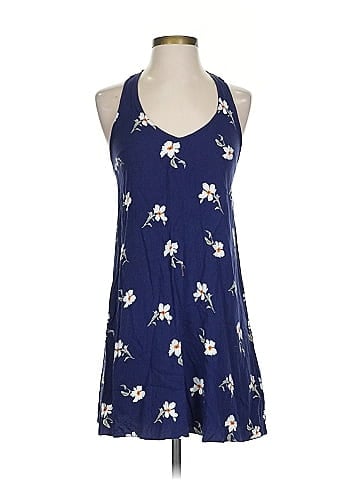 American Eagle Outfitters Tank Top (view 1)