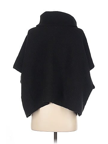 Lalavon Poncho (view 2)