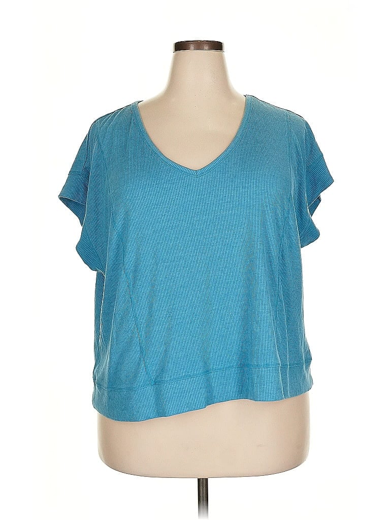 Pre-owned Livi Short Sleeve T-shirt In Blue