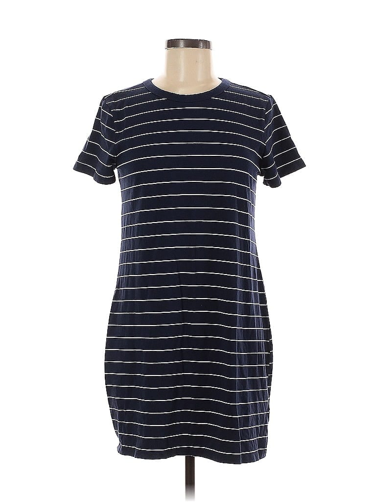 Pre-owned Old Navy Short Sleeve T-shirt In Blue