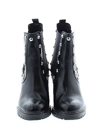 Barneys New York Ankle Boots (view 2)