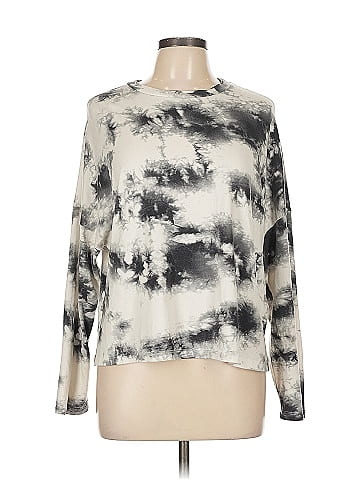 Everly Long Sleeve T-Shirt (view 1)