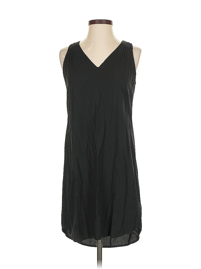 Pre-owned Old Navy Casual Dress In Black