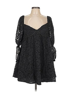 Blooming Jelly Black Athletic Shorts Size M