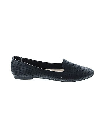 Unbranded Flats (view 1)