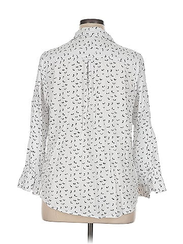 Velvet Heart 3/4 Sleeve Button-Down Shirt (view 2)
