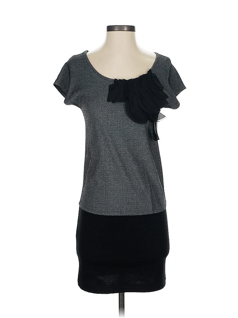 Click to view more detailed imagery on our partner's website Pre-owned Vrg Grl Casual Dress In Gray