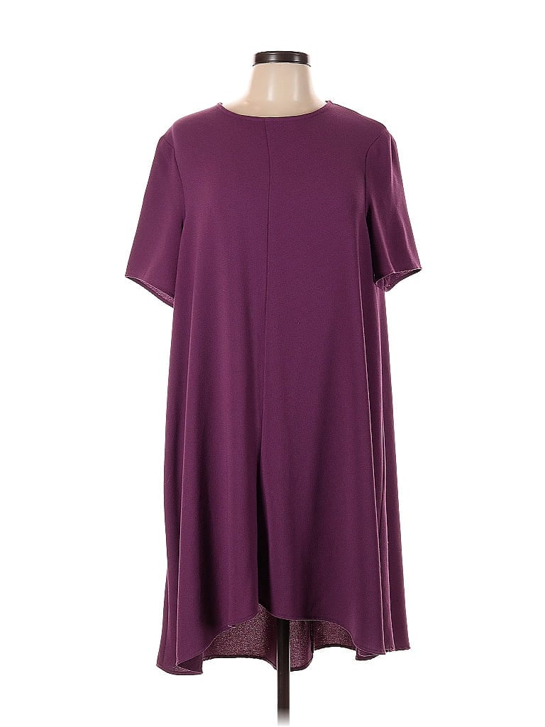 Click to view more detailed imagery on our partner's website Pre-owned Charles Henry Casual Dress In Burgundy