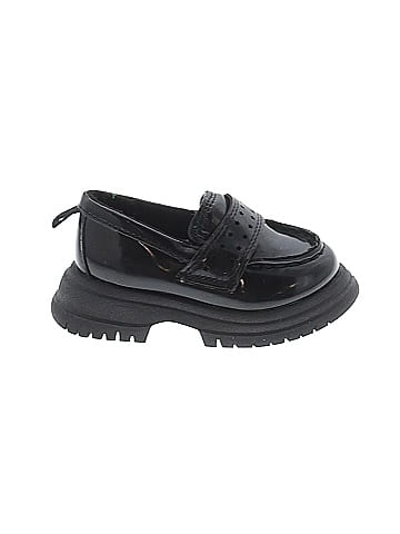 OshKosh B'gosh Flats (view 1)