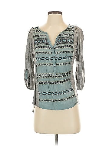 Tiny 3/4 Sleeve Blouse (view 1)