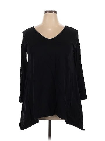 Simply Noelle 3/4 Sleeve Top (view 1)