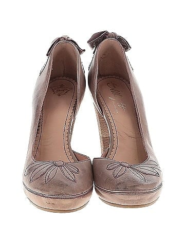 Miss Albright Heels (view 2)