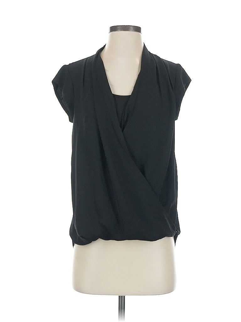 HALOGEN Pre-owned Sleeveless Blouse In Black