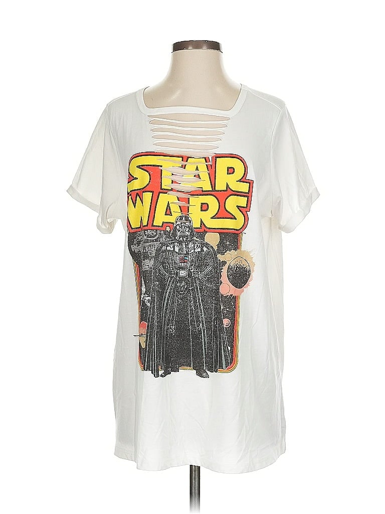 Click to view more detailed imagery on our partner's website Pre-owned Star Wars Short Sleeve Top White Keyhole Neckline Tops
