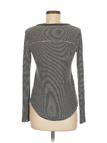 Akemi + Kin Long Sleeve Henley (view 2)