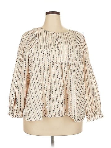 Elizabeth and James 3/4 Sleeve Blouse (view 1)