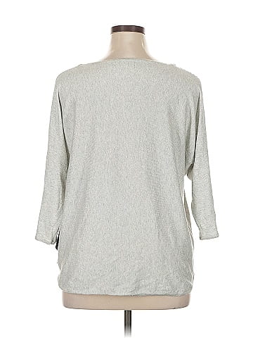 Jennifer Lopez Pullover Sweater (view 2)